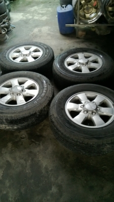 ขายล้อขอบ15พร้อมยางชุดละ5500