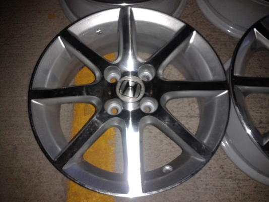 ขายล้อแม็กเดิมติดรถเก่ง ขายล้อแม็กเดิมติดรถเก่ง