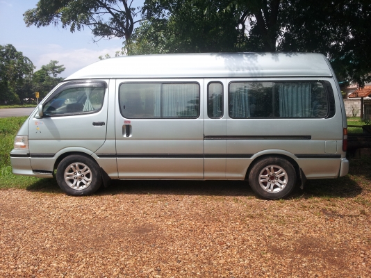 ขาย รถตู้หัวจรวด ปี 2547  ดีเซล 2004