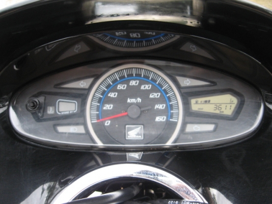 ขายรถบ้าน honda pcx125i สภาพดี เครื่องยนต์เยี่ยมไม่เคยซ่อม