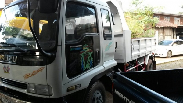 ขายรถดั้ม ISUZU DEGA  6HH1 210แรง แอร์เพาวเวอร์ คอนโซนครบ เครื่องแห้งแรงดี ครัชชีสวย