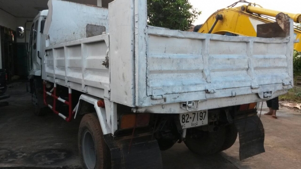 ขายรถดั้ม ISUZU DEGA  6HH1 210แรง แอร์เพาวเวอร์ คอนโซนครบ เครื่องแห้งแรงดี ครัชชีสวย