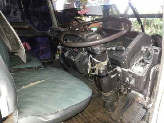 MITSUBISHI FUSO FN527 - 195 HP 6D16 MA สิบล้อดั๊มพ์ 2 เพลา กระบะดั๊มพ์มิเนียม 12 ตันสภาพสวยจัด เครื่องแน่นแรงดีไม่มีเยิ้ม ภายในเก๋งคอนโซลเรือนไมล์ครบพร้อม พวงมาลัยเพาเวอร์ ระบบเบรคทริ๊ปฟี้ ช่วงล่างคัชซีสวยไม่มีบวม ยางสภาพดี 10 เส้นประมาณ 70\% พร้อมบรรทุกพร