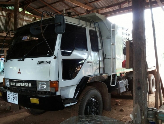 MITSUBISHI FUSO FN527 - 195 HP 6D16 MA สิบล้อดั๊มพ์ 2 เพลา กระบะดั๊มพ์มิเนียม 12 ตันสภาพสวยจัด เครื่องแน่นแรงดีไม่มีเยิ้ม ภายในเก๋งคอนโซลเรือนไมล์ครบพร้อม พวงมาลัยเพาเวอร์ ระบบเบรคทริ๊ปฟี้ ช่วงล่างคัชซีสวยไม่มีบวม ยางสภาพดี 10 เส้นประมาณ 70\% พร้อมบรรทุกพร