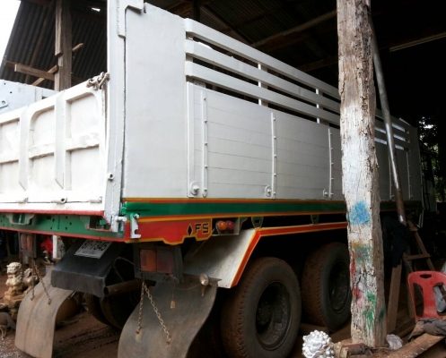 MITSUBISHI FUSO FN527 - 195 HP 6D16 MA สิบล้อดั๊มพ์ 2 เพลา กระบะดั๊มพ์มิเนียม 12 ตันสภาพสวยจัด เครื่องแน่นแรงดีไม่มีเยิ้ม ภายในเก๋งคอนโซลเรือนไมล์ครบพร้อม พวงมาลัยเพาเวอร์ ระบบเบรคทริ๊ปฟี้ ช่วงล่างคัชซีสวยไม่มีบวม ยางสภาพดี 10 เส้นประมาณ 70\% พร้อมบรรทุกพร