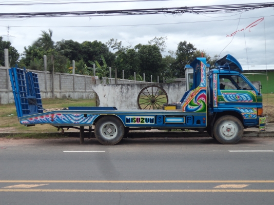 ขายรถอีซูซุ6ล้อเทเลอร์เข็นรถเกียว เครื่อง110แรง บันไดไฮดดรลิค สภาพสวยพร้อมใช้งานคับ