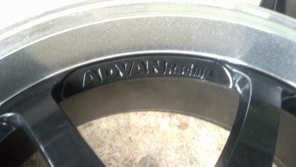 แม็กเจแปน ขอบ 17 แอดวานส์ เรซิ่งก้านยก 6 ก้าน ขนาด 4 รู 100 แม็กเจแปน ขอบ 17 แอดวานส์ เรซิ่งก้านยก 6 ก้าน ขนาด 4 รู 100