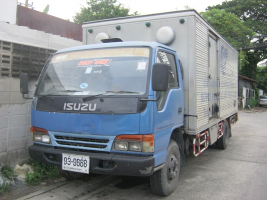 ขาย ISUZU NPR 120 แรง รถตู้แห้ง รถห้างครับ