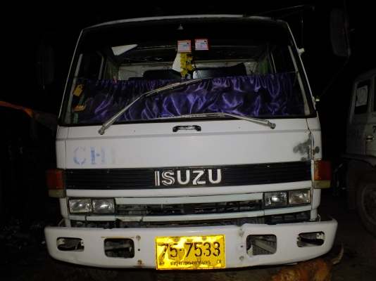 ขาย hino - isuzu - fuso  รวม 11 คันครับ