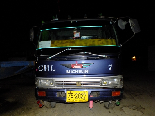 ขาย hino - isuzu - fuso  รวม 11 คันครับ