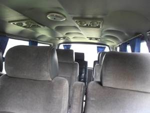 รถตู้หัวจรวดปี 97 เครื่อง 2500 ดีเซล ตัวสุดท้ายมีไมล์วัดรอบ พวงมาลัยเพาว์เวอร์ เจ้าของขายเอง ขายถูกด่วน