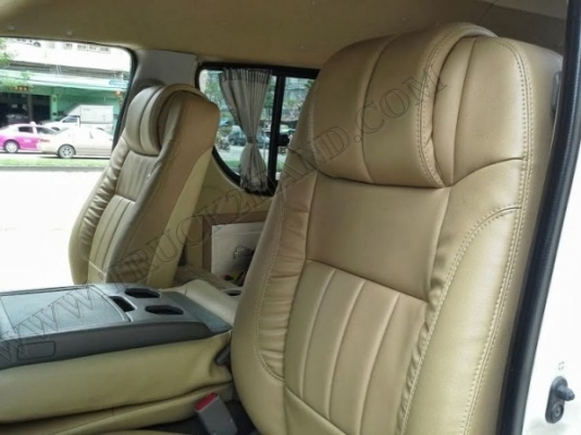 รถตู้ TOYOTA หลังคาสูง ติดต่อเจ้าของโดยตรง คุณนัท 089-989-4909