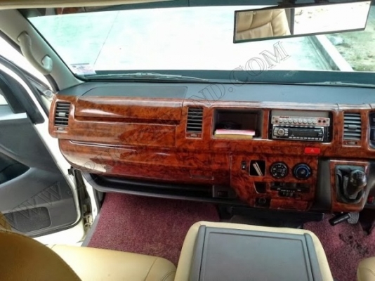 รถตู้ TOYOTA หลังคาสูง ติดต่อเจ้าของโดยตรง คุณนัท 089-989-4909