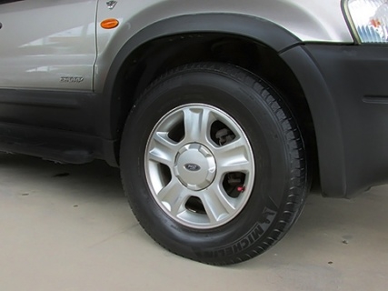 FORD ESCAPE ปี (05) 3.0 XLT V6 AT ราคา 419,000 บาท FORD ESCAPE ปี (05) 3.0 XLT V6 AT ราคา 419,000 บาท
