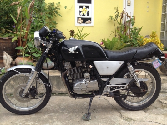 ขาย Honda clubman 250cc แต่ง cafe ทะเบียนแท้พร้อมโอน ราคาถูก 51000 สนใจติดต่อ 0816545052 เอ