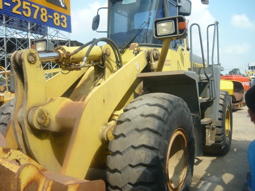 รถตักล้อยาง Komatsu WA350-3E รถเก่านอกนำเข้าจากญี่ปุ่น ตรวจเช็คระบบให้ทั้งคัน พร้อมรับประกัน