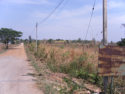ขายที่ดิน  (ขอบคุณที่เข้าชมครับ)ไร่ละ180,000นํ้าประปา ไฟฟ้าพร้อม