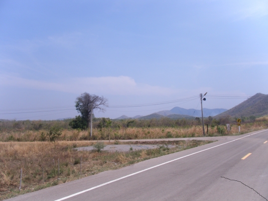 ขายที่ดิน  (ขอบคุณที่เข้าชมครับ)ไร่ละ180,000นํ้าประปา ไฟฟ้าพร้อม