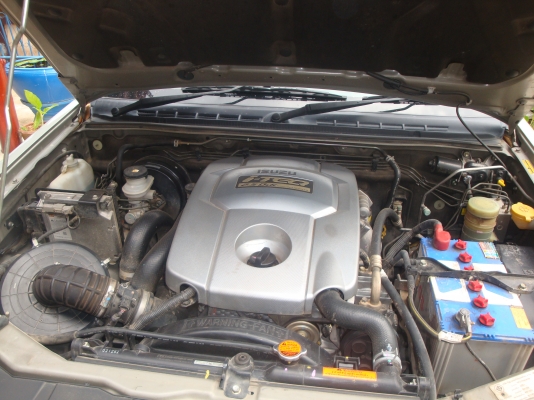 Isuzu D-Max Platinum Hi-Lander 2.5 MT มือเดียว ใหม่กิ๊กกก Isuzu D-Max Platinum Hi-Lander 2.5 MT มือเดียว ใหม่กิ๊กกก