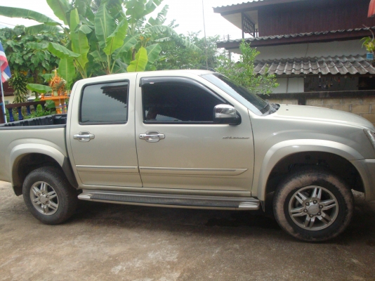 Isuzu D-Max Platinum Hi-Lander 2.5 MT มือเดียว ใหม่กิ๊กกก
