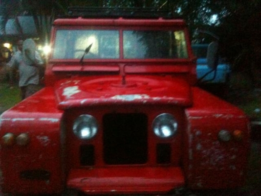 Land Rover เครื่อง ISUZU C190 2200 CC ลงเล่มแล้ว รถติดขับได้ ทะเบียนแท้ คัสซีไม่ผุ ขับ2 คานหน้าเดิม 80,000 บาท