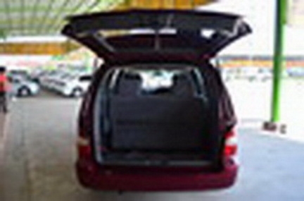 KIA CARNIVAL ปี (01) 2.4 GS AT ราคา 279,000 บาท KIA CARNIVAL ปี (01) 2.4 GS AT ราคา 279,000 บาท