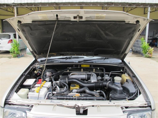 ขายรถบ้าน Isuzu Dragon slx2.5 ปี2000 สีบรอนซ์ทอง ขายรถบ้าน Isuzu Dragon slx2.5 ปี2000 สีบรอนซ์ทอง