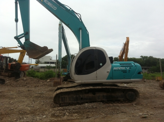 ขายรถแมคโครSK200-5 สภาพพร้อมใช้  สนใจติดต่อ บอย 085-156-2314