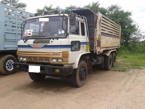 ขาย Hino F18 สองเพลาดั้มพ์ รถใช้วิ่งอ้อยครับ พร้อมใช้ 088-4501277