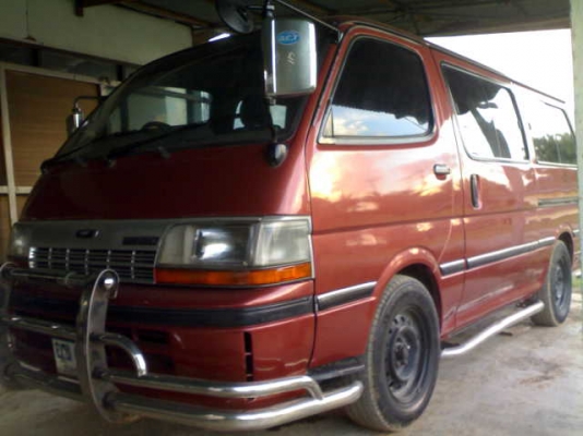 ขายรถตู้toyotaเครื่อง2.5พร้อมใช้