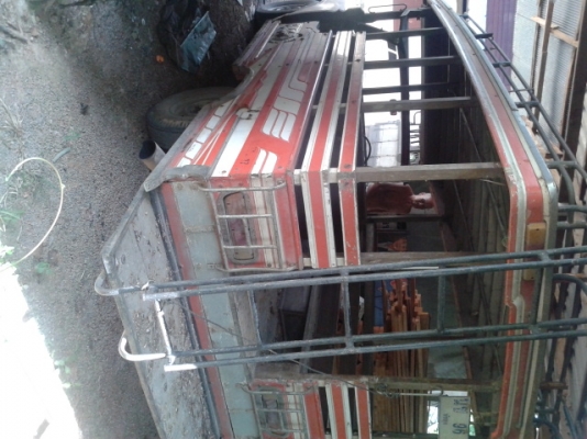 ขายรถสองแถว เป็นรถไม้ นิสัน พร้อมใช้งาน สวยมากๆๆ ขายรถสองแถว เป็นรถไม้ นิสัน พร้อมใช้งาน สวยมากๆๆ