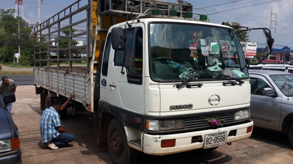 ขายด่วนหกล้อสิงห์ไฮเทคFD1H 195แรงยาว6เมตรสภาพดีโทร 0801515451  0811838154