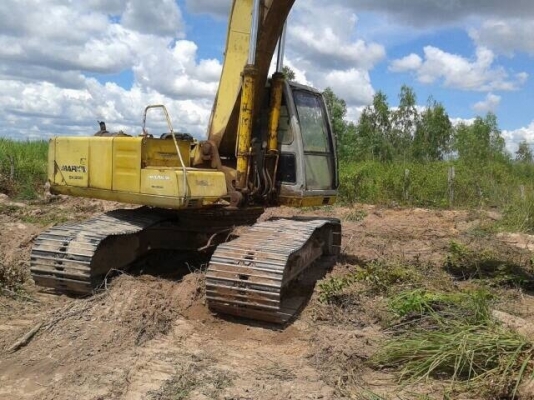 ขายด่วน แบ็คโฮ มาร์คทรี เก๋งเทา ซีเรียล 17,xxx  เครื่องดี ปั้มดี เอวใหม่แน่นปึก โซ่ใหม่ ช่วงล่างเต็มฝุดๆ  ไฟฟ้าไม่มี รถไม่โหลด เอกสารซื้อขาย