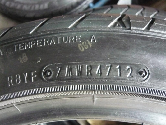 ยางถอดป้ายแดง195/45/16 ปี 5012 DUNLOP SP2050