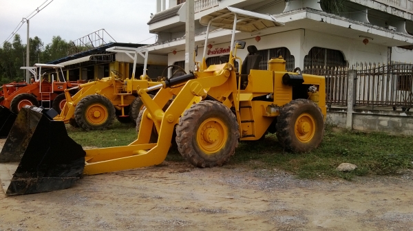 ขายรถตัก komatsu jh-63