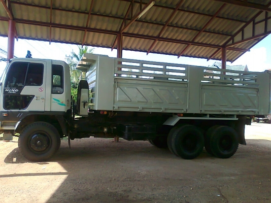 HINO FM 3H รถปี 37 เครื่องดี คัสซีสวย เก๋งสวย ภายในสวย มีแอร์ มีทะเบียนครบ