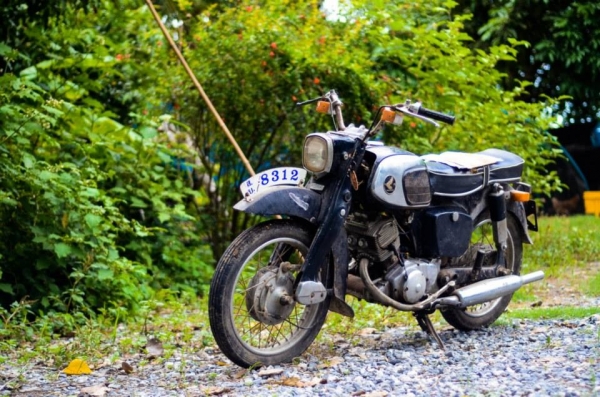 ขาย c92 เดิมๆทะเบียนขายถูกๆสวย ทะเบียนเล่มเขียวพร้อมโอน ไม่ขาดต่อ