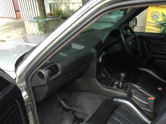 BMW 318 i (4Dr) E 30 ปี 1989 เกียร์ธรรมดา สภาพสวยไม่มีที่ติ