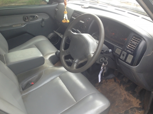 MITSUBISHI L200 STRADA 2.5 MT ปี 42 เพาเวอร์โรงงาน แอร์เย็น เครื่องแน่นแรงดีไม่เยิ้ม ภายในเก๋งคอนโซลสวยครบ บอดี้ตัวถังสวยบางดี กระบะปูพื้นยางลายเนอร์ครบพร้อม ช่วงล่างแน่นมากๆยางสภาพดี 4 เส้นประมาณ 60\% พร้อมใช้งาน เอกสารทะเบียนครบพร้อมโอน ราคาต่อรองได้ครับ MITSUBISHI L200 STRADA 2.5 MT ปี 42 เพาเวอร์โรงงาน แอร์เย็น เครื่องแน่นแรงดีไม่เยิ้ม ภายในเก๋งคอนโซลสวยครบ บอดี้ตัวถังสวยบางดี กระบะปูพื้นยางลายเนอร์ครบพร้อม ช่วงล่างแน่นมากๆยางสภาพดี 4 เส้นประมาณ 60\% พร้อมใช้งาน เอกสารทะเบียนครบพร้อมโอน ราคาต่อรองได้ครับ