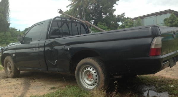 MITSUBISHI L200 STRADA 2.5 MT ปี 42 เพาเวอร์โรงงาน แอร์เย็น เครื่องแน่นแรงดีไม่เยิ้ม ภายในเก๋งคอนโซลสวยครบ บอดี้ตัวถังสวยบางดี กระบะปูพื้นยางลายเนอร์ครบพร้อม ช่วงล่างแน่นมากๆยางสภาพดี 4 เส้นประมาณ 60\% พร้อมใช้งาน เอกสารทะเบียนครบพร้อมโอน ราคาต่อรองได้ครับ MITSUBISHI L200 STRADA 2.5 MT ปี 42 เพาเวอร์โรงงาน แอร์เย็น เครื่องแน่นแรงดีไม่เยิ้ม ภายในเก๋งคอนโซลสวยครบ บอดี้ตัวถังสวยบางดี กระบะปูพื้นยางลายเนอร์ครบพร้อม ช่วงล่างแน่นมากๆยางสภาพดี 4 เส้นประมาณ 60\% พร้อมใช้งาน เอกสารทะเบียนครบพร้อมโอน ราคาต่อรองได้ครับ