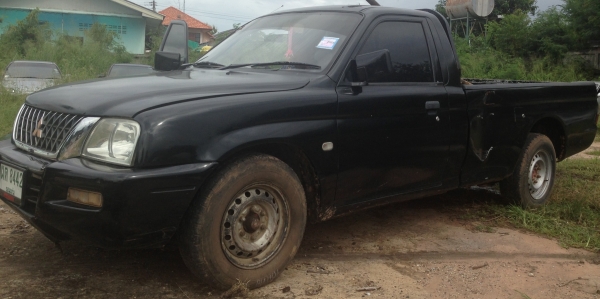 MITSUBISHI L200 STRADA 2.5 MT ปี 42 เพาเวอร์โรงงาน แอร์เย็น เครื่องแน่นแรงดีไม่เยิ้ม ภายในเก๋งคอนโซลสวยครบ บอดี้ตัวถังสวยบางดี กระบะปูพื้นยางลายเนอร์ครบพร้อม ช่วงล่างแน่นมากๆยางสภาพดี 4 เส้นประมาณ 60\% พร้อมใช้งาน เอกสารทะเบียนครบพร้อมโอน ราคาต่อรองได้ครับ MITSUBISHI L200 STRADA 2.5 MT ปี 42 เพาเวอร์โรงงาน แอร์เย็น เครื่องแน่นแรงดีไม่เยิ้ม ภายในเก๋งคอนโซลสวยครบ บอดี้ตัวถังสวยบางดี กระบะปูพื้นยางลายเนอร์ครบพร้อม ช่วงล่างแน่นมากๆยางสภาพดี 4 เส้นประมาณ 60\% พร้อมใช้งาน เอกสารทะเบียนครบพร้อมโอน ราคาต่อรองได้ครับ