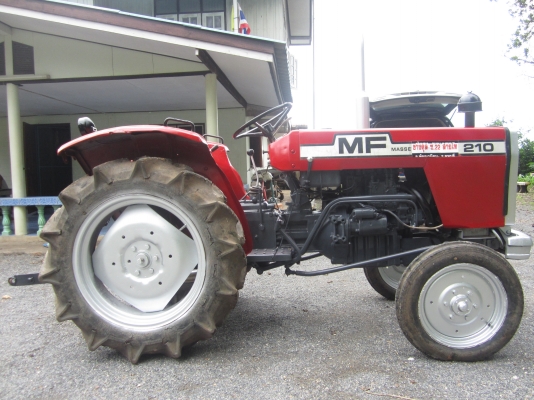 ขายด่วน รถไถ MASSEY FERGUSON 210 25 HP 086 1230703 ขายด่วน รถไถ MASSEY FERGUSON 210 25 HP 086 1230703