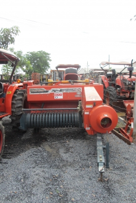 เครื่องอัดฟาง Kubota HB130 PLUS ของใหม่ ราคามือสอง เครื่องอัดฟาง Kubota HB130 PLUS ของใหม่ ราคามือสอง