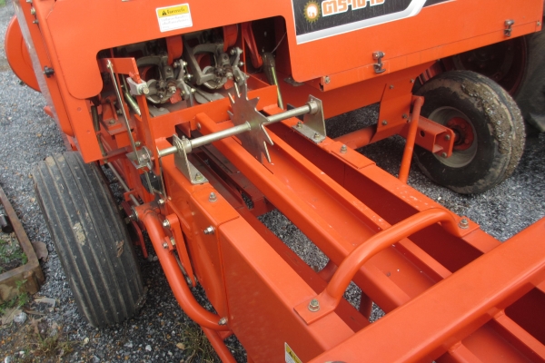 เครื่องอัดฟาง Kubota HB130 PLUS ของใหม่ ราคามือสอง เครื่องอัดฟาง Kubota HB130 PLUS ของใหม่ ราคามือสอง