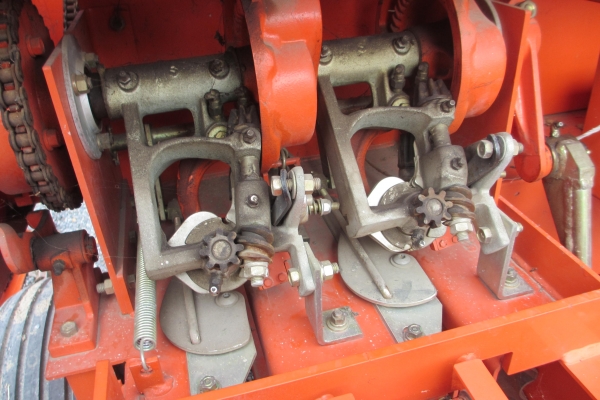 เครื่องอัดฟาง Kubota HB130 PLUS ของใหม่ ราคามือสอง เครื่องอัดฟาง Kubota HB130 PLUS ของใหม่ ราคามือสอง