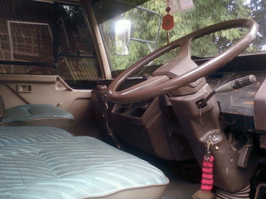 ขายด่วน MISUBISHI FOSO FK544KL 165 HP   ลดราคา เหลือ  610000 แอร์ เพาเวอร์ ยางใหม่ แซซซีสวยทั้งเส้น กระบะคอกไม้สวยมากๆ เล่มทะเบียนพร้อมโอน