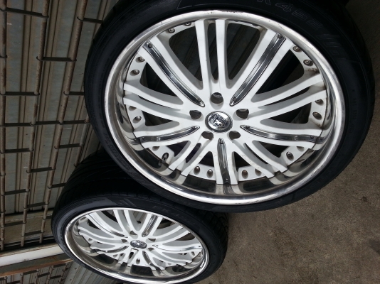 Club linea l368 ล้อนอกขอบ 19 5/114 พร้อมยาง มีคู่เดียว