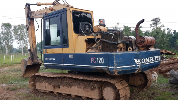 ขายด่วนKOMATSU PC120-3สภาพดีราคาถูกจองเลยโทร0811838154  0801515451