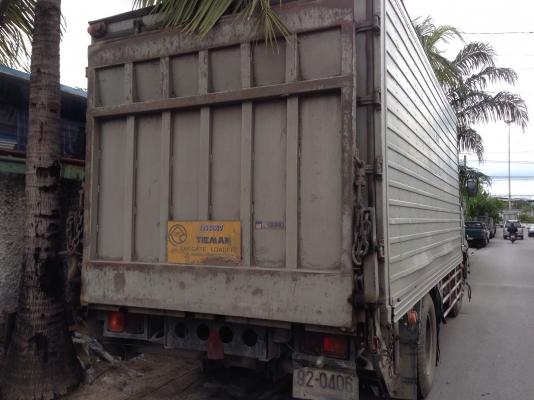 ขาย 6 ฮีโน่ รุ่น FF 3 H ปี 95 ไฟฟ้า ตู้แห้ง 3 บาน ฝาท้ายไฮโดลิค เครื่อง 195 แรง ยาว 5.50 เมตร ขาย 6 ฮีโน่ รุ่น FF 3 H ปี 95 ไฟฟ้า ตู้แห้ง 3 บาน ฝาท้ายไฮโดลิค เครื่อง 195 แรง ยาว 5.50 เมตร