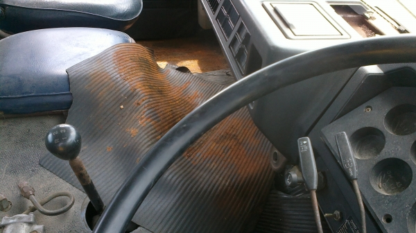 ขายรถหัวลาก 10ล้อ2เพลา นิสสัน CWM สวยพร้อมใช้งาน